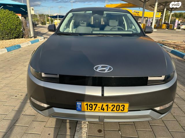 יונדאי איוניק 5