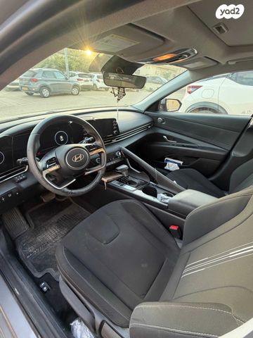 יונדאי אלנטרה