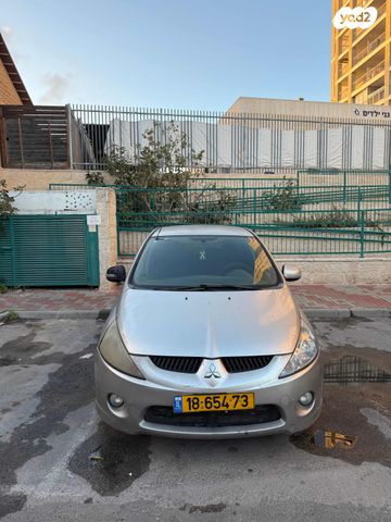 מודעת רכב מיצובישי גרנדיס