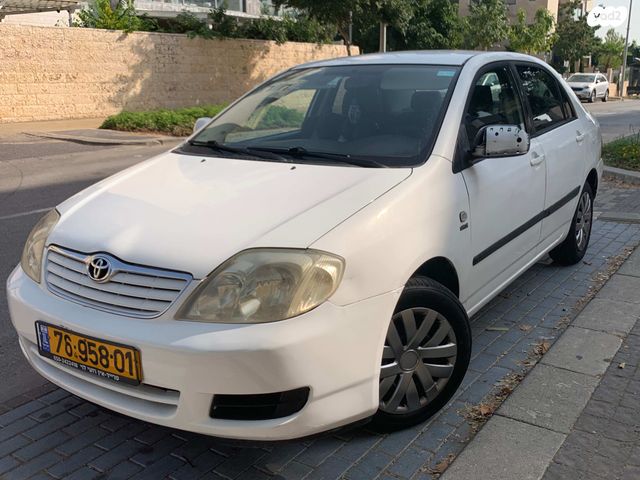 טויוטה קורולה