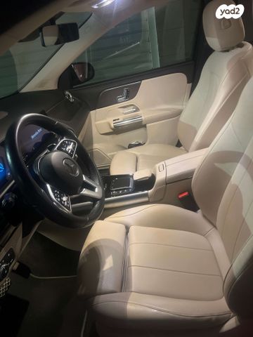 מרצדס-בנץ EQA