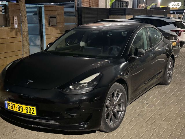 טסלה מודל 3