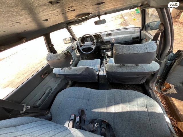 סובארו לאונה