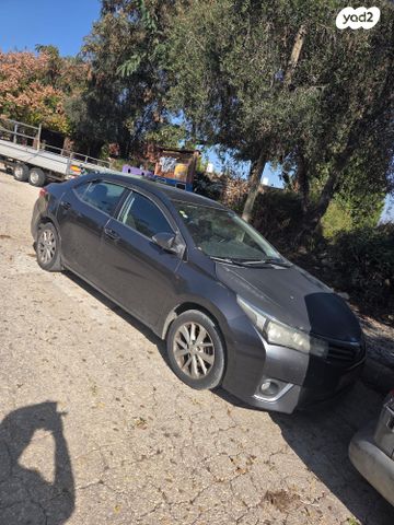 מודעת רכב טויוטה קורולה