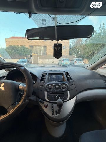 מיצובישי גרנדיס