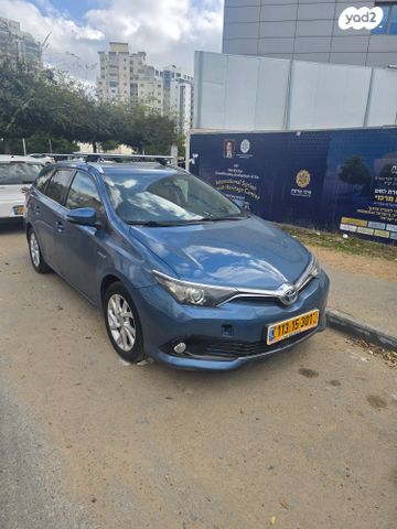 טויוטה אוריס