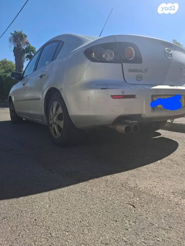 מודעת רכב מאזדה 3