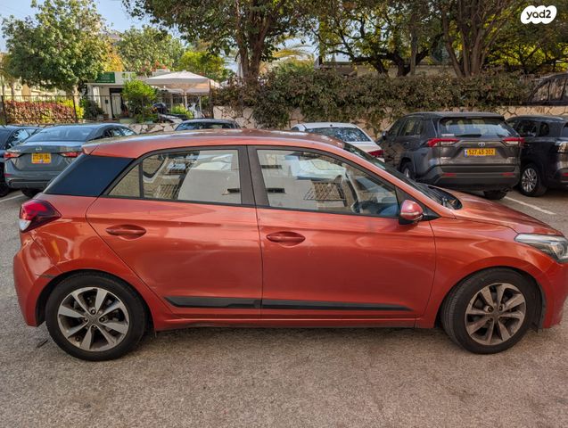 מודעת רכב יונדאי i20