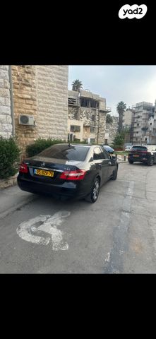מודעת רכב מרצדס-בנץ E-class