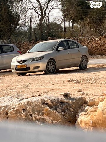 מודעת רכב מאזדה 3