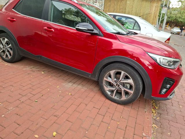 מודעת רכב קיה סטוניק