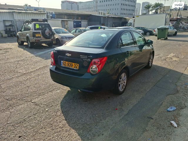 שברולט סוניק