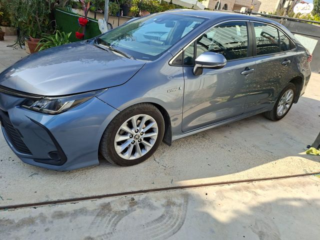 טויוטה קורולה