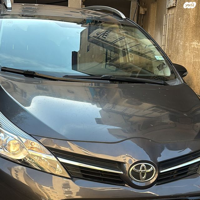 טויוטה ורסו