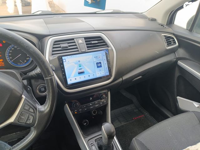 סוזוקי קרוסאובר