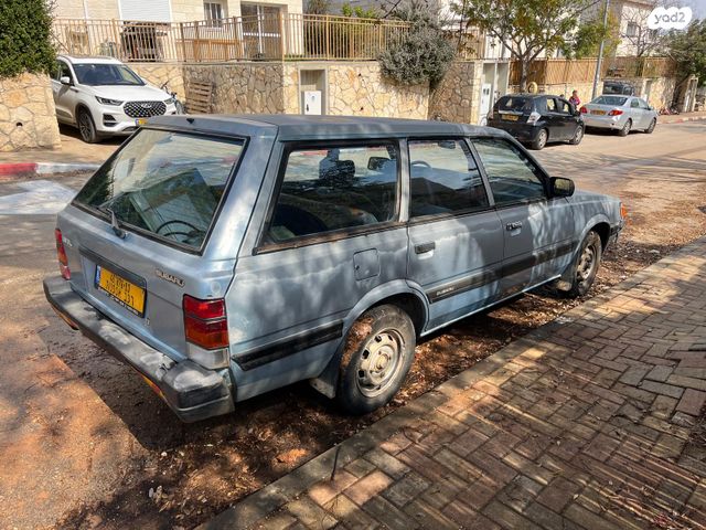 סובארו לאונה