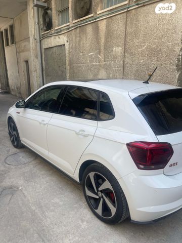 פולקסווגן פולו 