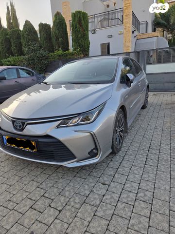 טויוטה קורולה