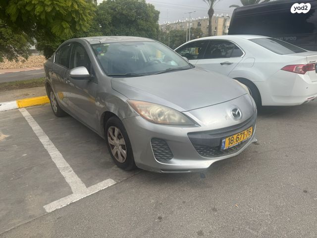 מאזדה 3