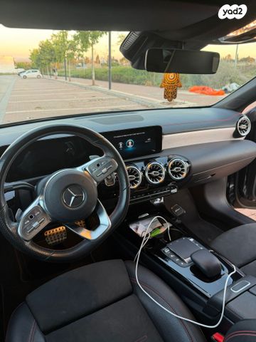 מרצדס-בנץ CLA