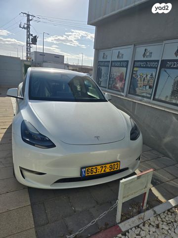 מודעת רכב טסלה מודל Y