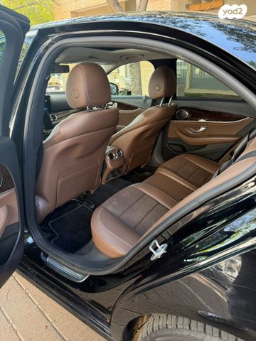 מודעת רכב מרצדס-בנץ E-class