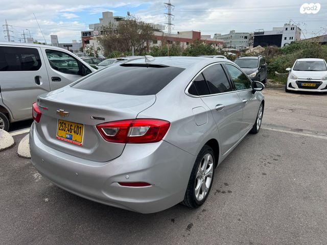 שברולט קרוז