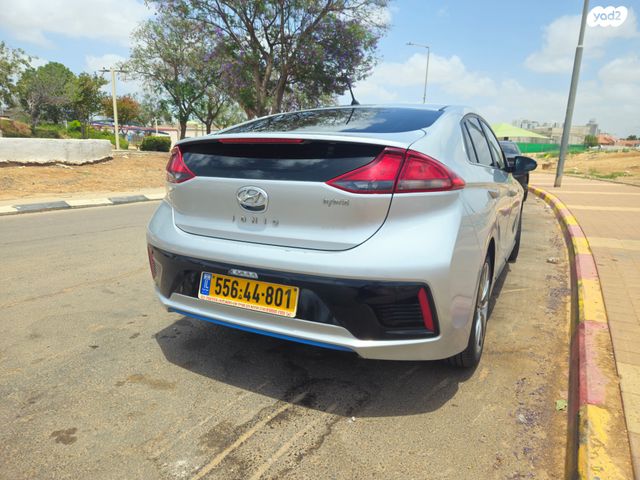 יונדאי איוניק