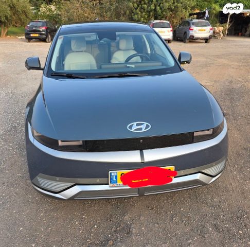 יונדאי איוניק 5