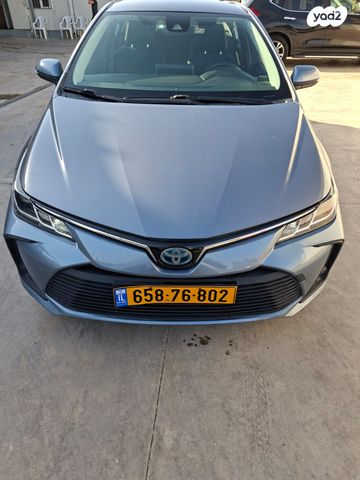 טויוטה קורולה