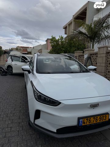 מודעת רכב ג׳ילי Geometry C