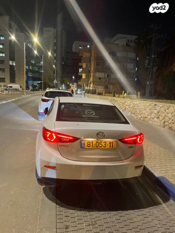 מאזדה 3