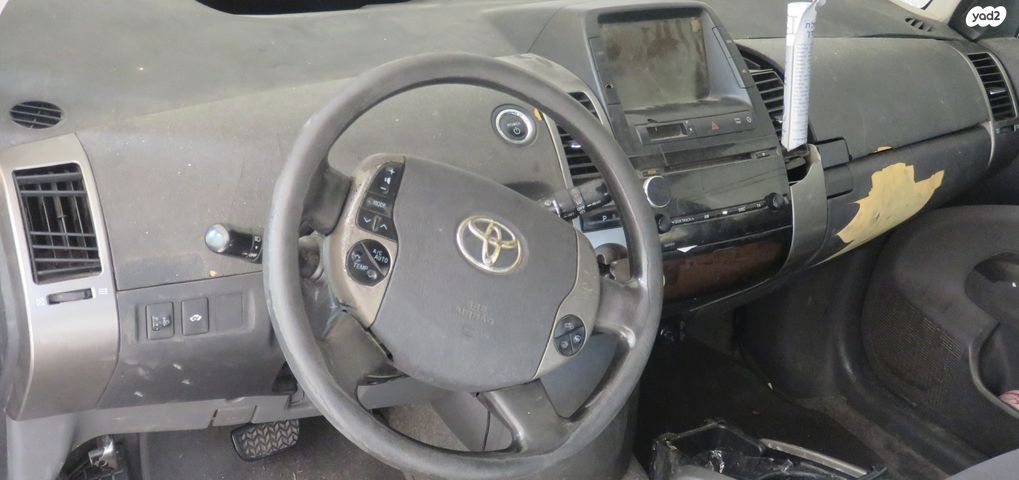 טויוטה פריוס