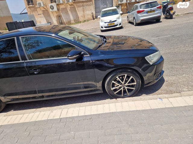 מודעת רכב פולקסווגן ג'טה 