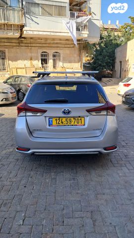 מודעת רכב טויוטה אוריס