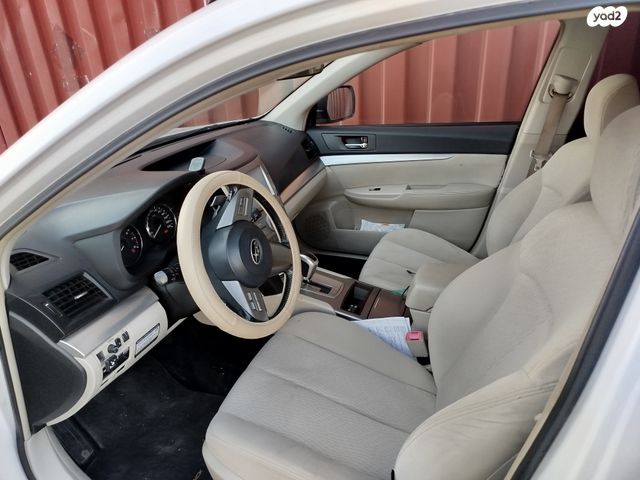 סובארו אאוטבק