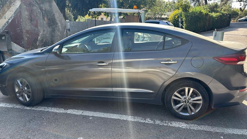 מודעת רכב יונדאי אלנטרה