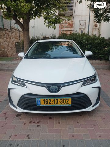 מודעת רכב טויוטה קורולה