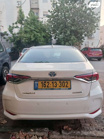 טויוטה קורולה
