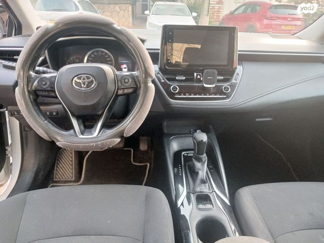 טויוטה קורולה