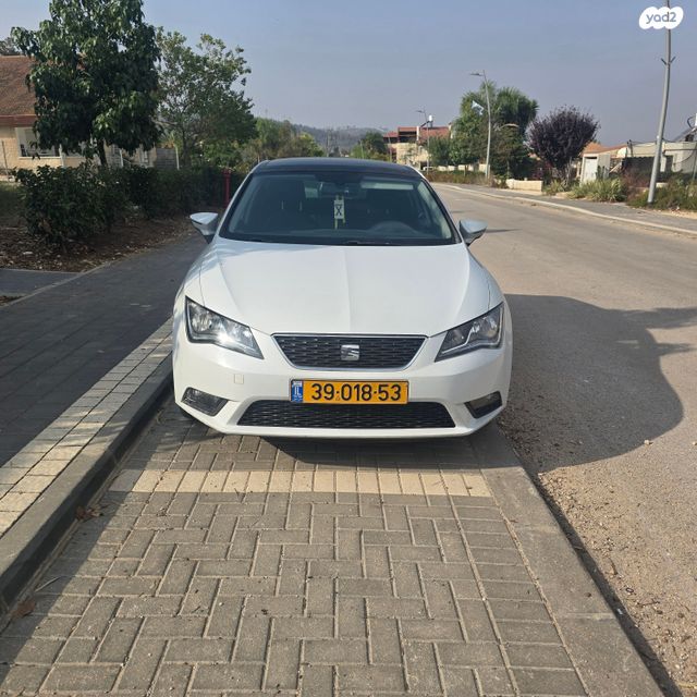 מודעת רכב סיאט לאון