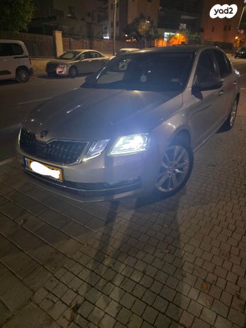סקודה אוקטביה 