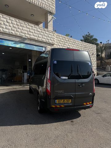 פורד טרנזיט קוסטום