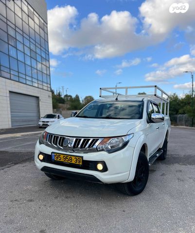 מודעת רכב מיצובישי טרייטון / L200