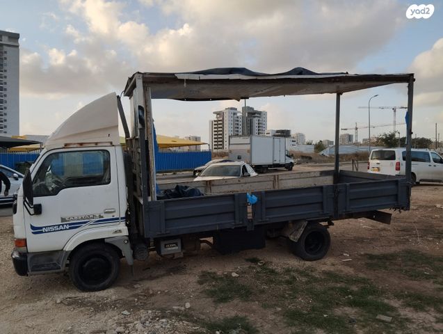 ניסאן קבסטאר