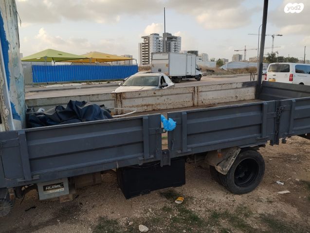 ניסאן קבסטאר