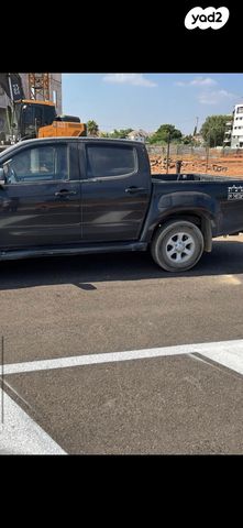 מודעת רכב איסוזו די-מקס