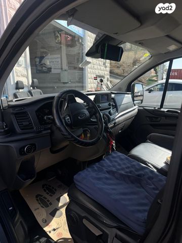 פורד טרנזיט קוסטום