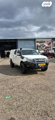 איסוזו די-מקס