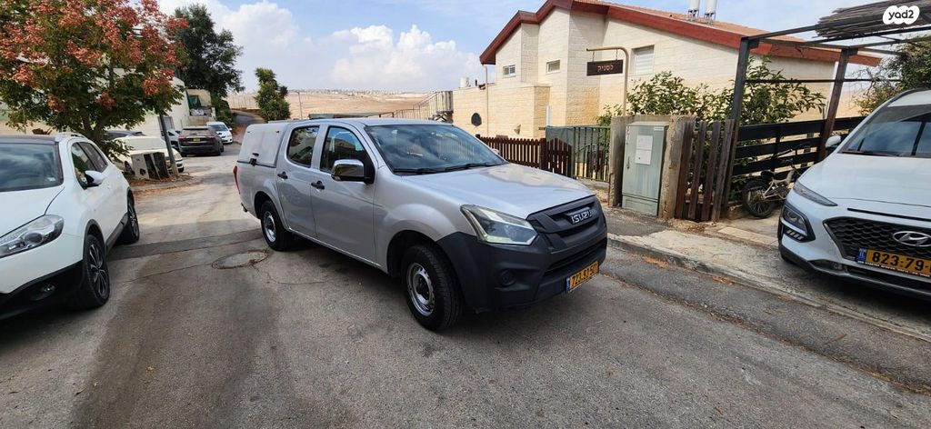 מודעת רכב איסוזו די-מקס